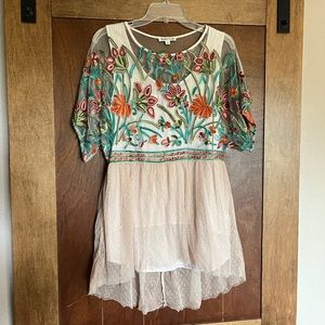 Boutique lacey shirt!